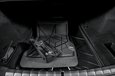 2023 BMW 740i-REAR THEATER-HUGE MSRP-SATIN BLACK!   - Photo 16 - Joliet, IL 60435