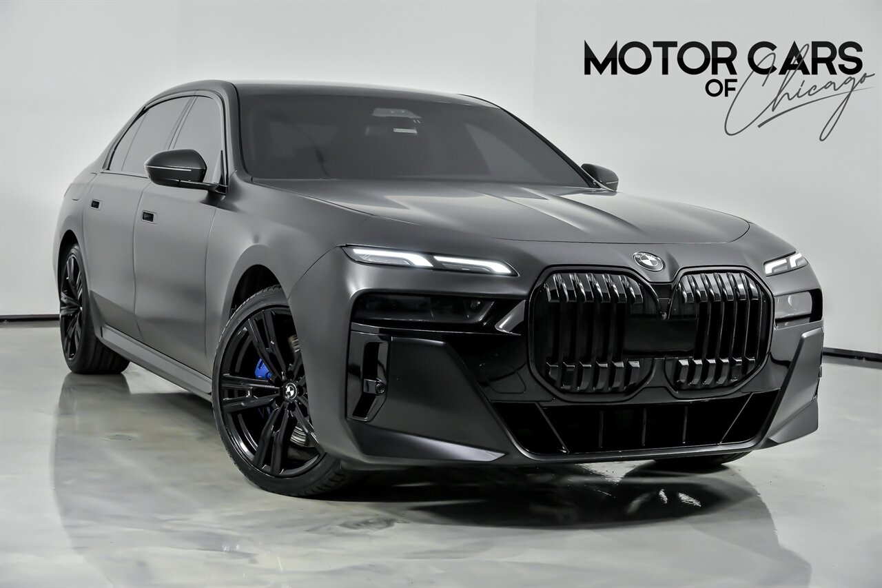 2023 BMW 740i-REAR THEATER-HUGE MSRP-SATIN BLACK! - Photo 1 - Joliet, IL 60435