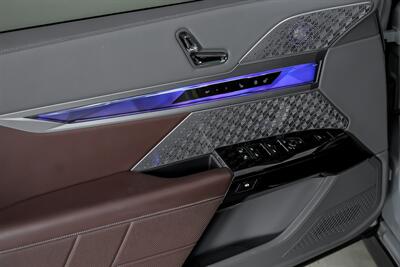 2023 BMW 740i-REAR THEATER-HUGE MSRP-SATIN BLACK!   - Photo 18 - Joliet, IL 60435