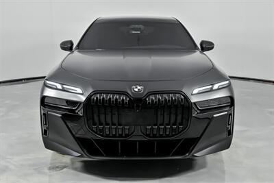 2023 BMW 740i-REAR THEATER-HUGE MSRP-SATIN BLACK!   - Photo 5 - Joliet, IL 60435