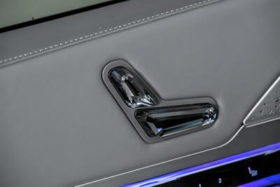 2023 BMW 740i-REAR THEATER-HUGE MSRP-SATIN BLACK!   - Photo 19 - Joliet, IL 60435