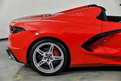 2021 Chevrolet Corvette Stingray   - Photo 13 - Joliet, IL 60435