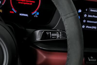 2025 Porsche 911 Targa 4 GTS   - Photo 36 - Joliet, IL 60435