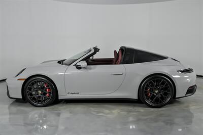 2025 Porsche 911 Targa 4 GTS   - Photo 8 - Joliet, IL 60435