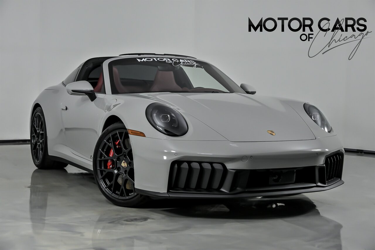 2025 Porsche 911 Targa 4 GTS - Photo 1 - Joliet, IL 60435