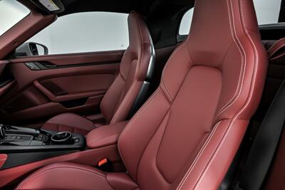 2025 Porsche 911 Targa 4 GTS   - Photo 28 - Joliet, IL 60435