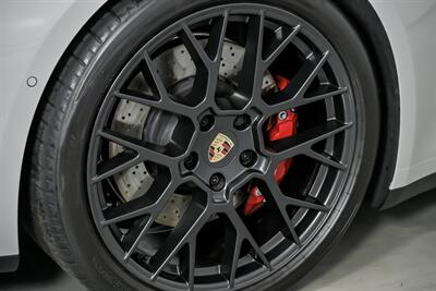 2025 Porsche 911 Targa 4 GTS   - Photo 16 - Joliet, IL 60435