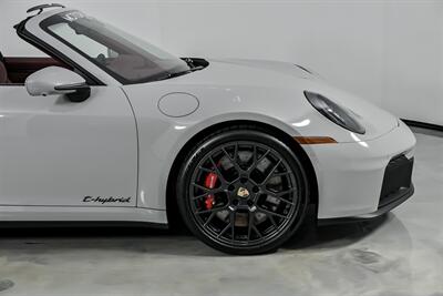 2025 Porsche 911 Targa 4 GTS   - Photo 15 - Joliet, IL 60435