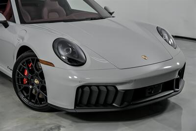 2025 Porsche 911 Targa 4 GTS   - Photo 3 - Joliet, IL 60435