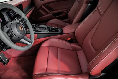 2025 Porsche 911 Targa 4 GTS   - Photo 27 - Joliet, IL 60435