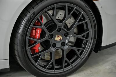 2025 Porsche 911 Targa 4 GTS   - Photo 17 - Joliet, IL 60435