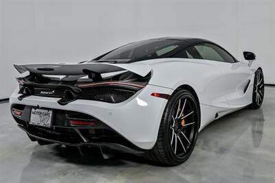 2019 McLaren 720S Performance   - Photo 13 - Joliet, IL 60435