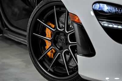 2019 McLaren 720S Performance   - Photo 4 - Joliet, IL 60435