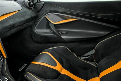 2019 McLaren 720S Performance   - Photo 38 - Joliet, IL 60435