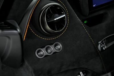 2019 McLaren 720S Performance   - Photo 26 - Joliet, IL 60435