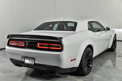 2021 Dodge Challenger SRT Hellcat   - Photo 12 - Joliet, IL 60435