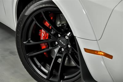 2021 Dodge Challenger SRT Hellcat   - Photo 4 - Joliet, IL 60435