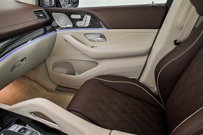 2026 Mercedes-Benz GLS Mercedes-Maybach GLS 600   - Photo 37 - Joliet, IL 60435