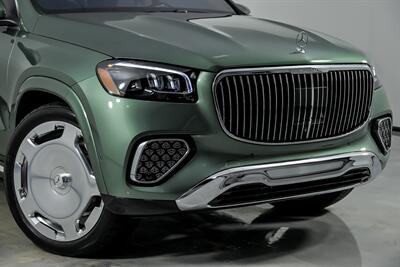 2026 Mercedes-Benz GLS Mercedes-Maybach GLS 600   - Photo 2 - Joliet, IL 60435