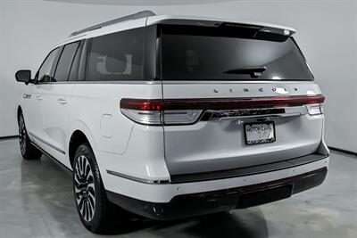 2024 Lincoln Navigator L Black Label   - Photo 10 - Joliet, IL 60435