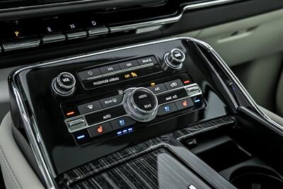 2024 Lincoln Navigator L Black Label   - Photo 38 - Joliet, IL 60435