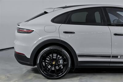 2022 Porsche Cayenne Turbo Coupe   - Photo 13 - Joliet, IL 60435