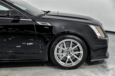 2010 Cadillac CTS-V   - Photo 15 - Joliet, IL 60435