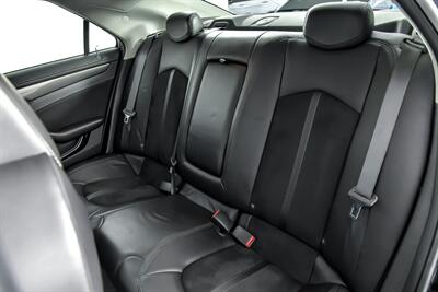 2010 Cadillac CTS-V   - Photo 25 - Joliet, IL 60435