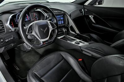 2016 Chevrolet Corvette Z06 2LZ   - Photo 21 - Joliet, IL 60435
