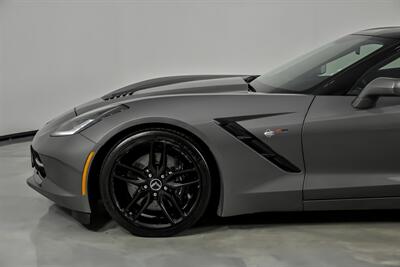 2015 Chevrolet Corvette Stingray Z51 - Photo 6 - Joliet, IL 60435