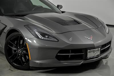 2015 Chevrolet Corvette Stingray Z51 - Photo 2 - Joliet, IL 60435
