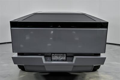 2024 Tesla Cybertruck -$30K MODS-FULL PAINT TO MATCH! - Photo 10 - Joliet, IL 60435
