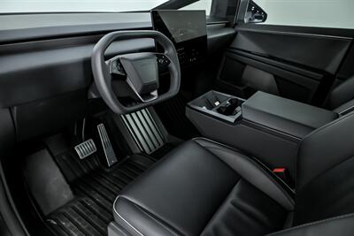 2024 Tesla Cybertruck -$30K MODS-FULL PAINT TO MATCH! - Photo 18 - Joliet, IL 60435
