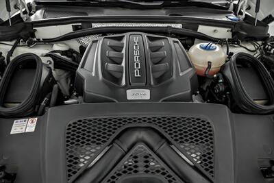 2018 Porsche Macan GTS   - Photo 17 - Joliet, IL 60435