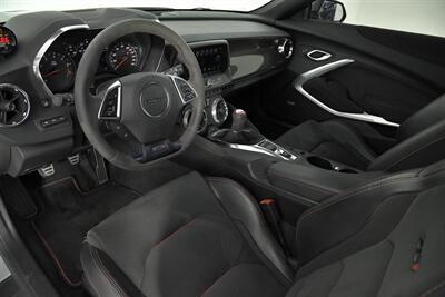 2018 Chevrolet Camaro ZL1 1LE   - Photo 22 - Joliet, IL 60435