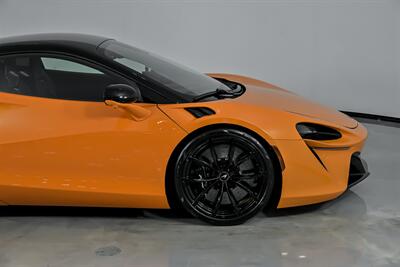 2023 McLaren Artura PERFORMANCE   - Photo 15 - Joliet, IL 60435