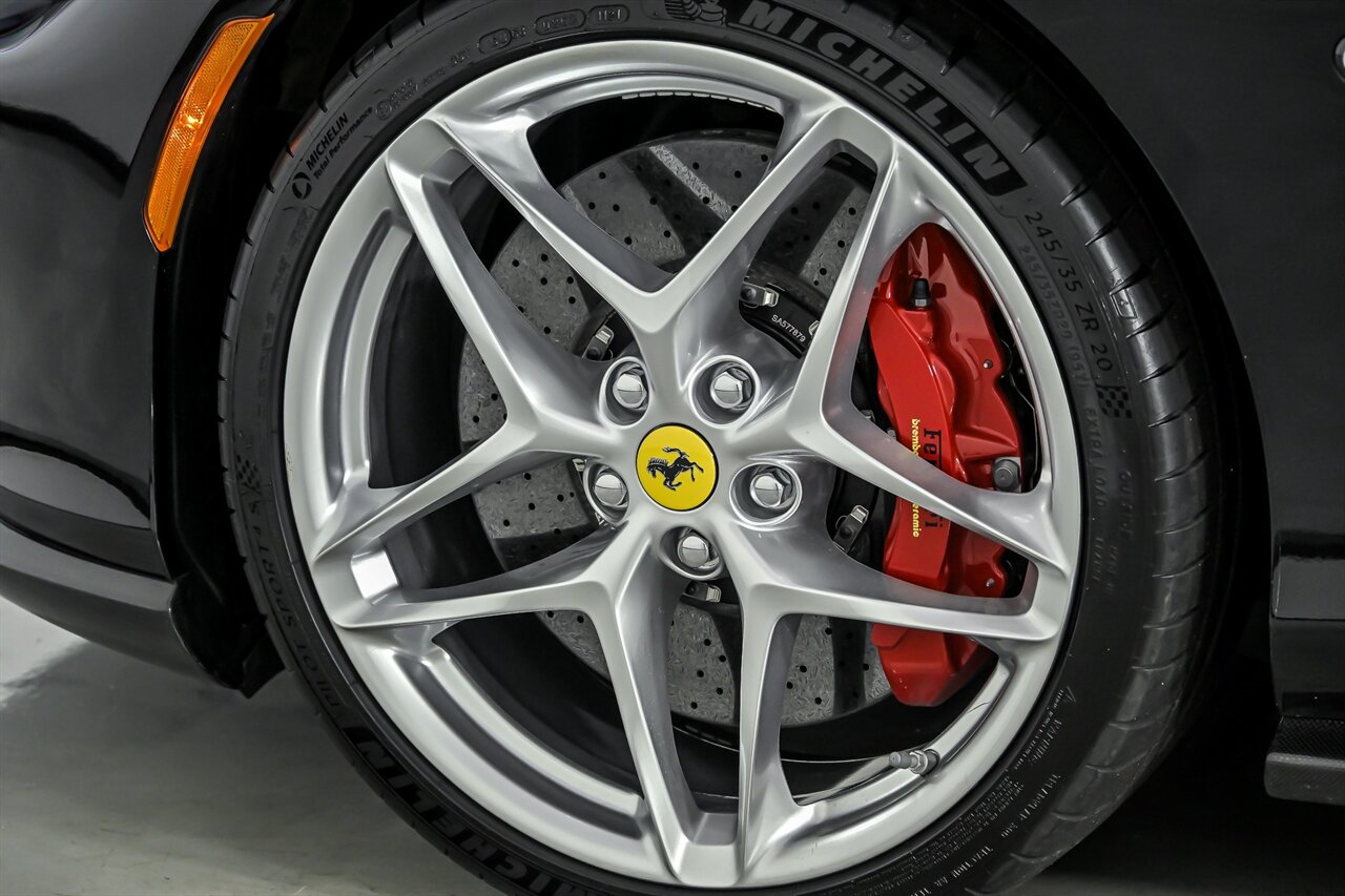 2021 Ferrari Roma Base - Photo 13