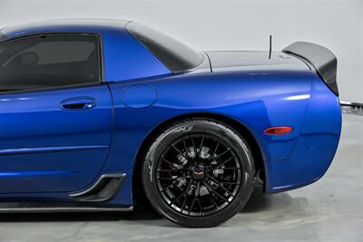 2003 Chevrolet Corvette Z06   - Photo 9 - Joliet, IL 60435