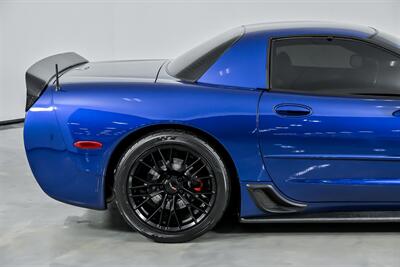 2003 Chevrolet Corvette Z06   - Photo 13 - Joliet, IL 60435