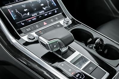 2021 Audi Q8 quattro Premium 55 TFSI   - Photo 38 - Joliet, IL 60435