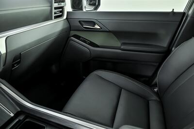 2025 Lexus GX 550 Overtrail   - Photo 35 - Joliet, IL 60435