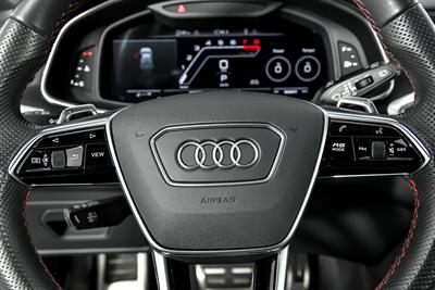 2022 Audi RS 6 Avant 4.0T quattro Avant-EXCLUSIVE PAINT-CCB'S - Photo 31 - Joliet, IL 60435