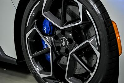 2022 Maserati MC20 - Photo 5 - Joliet, IL 60435