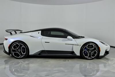 2022 Maserati MC20 - Photo 15 - Joliet, IL 60435