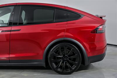 2022 Tesla Model X Plaid-RED ON WHITE-FULL SELF DRIVING   - Photo 9 - Joliet, IL 60435