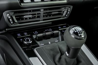 2024 Porsche 911 Carrera T - Photo 34 - Joliet, IL 60435