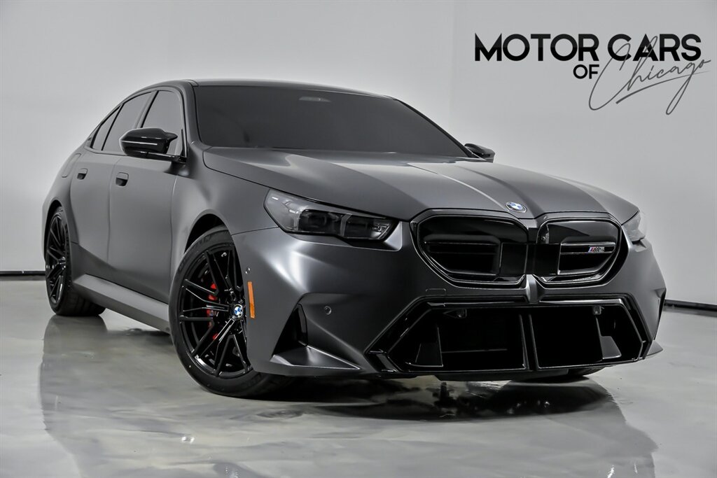 2026 BMW M5   - Photo 1 - Joliet, IL 60435