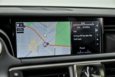 2019 Lexus IS 300   - Photo 33 - Joliet, IL 60435