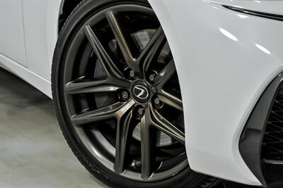 2019 Lexus IS 300   - Photo 4 - Joliet, IL 60435