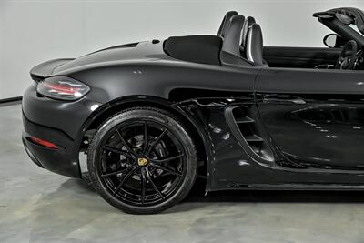 2019 Porsche 718 Boxster   - Photo 13 - Joliet, IL 60435